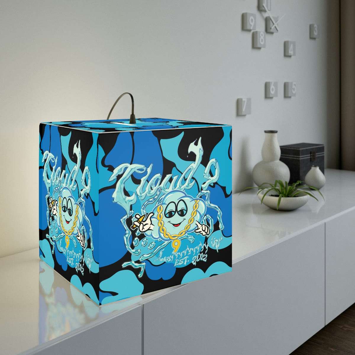 Cloud 9 Liquid Chrome Light Cube Lamp