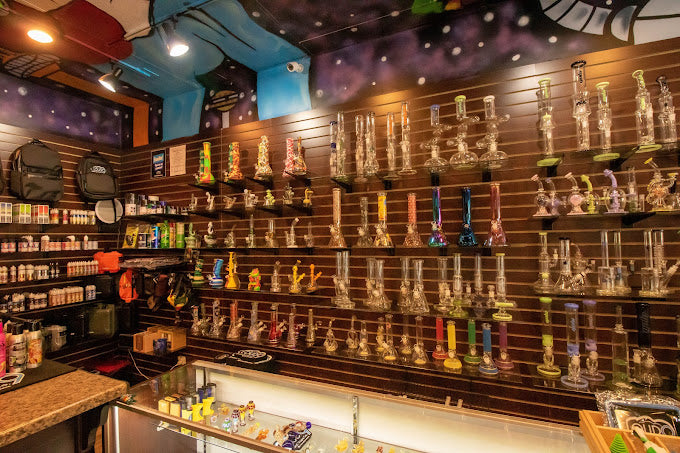 inside smoke vape shop