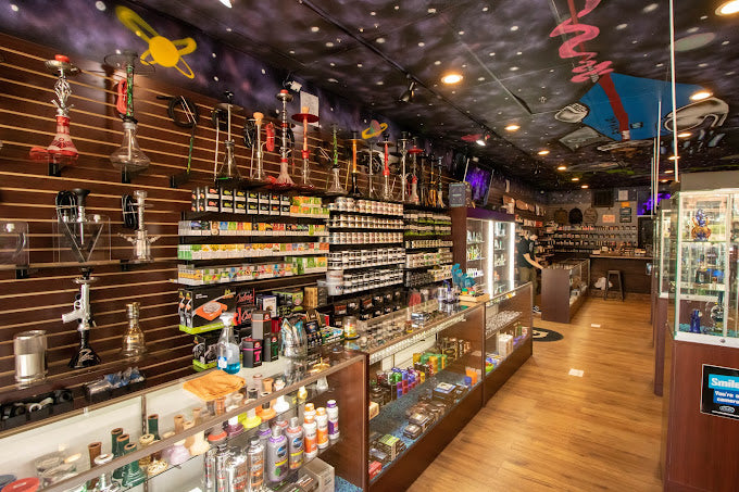 inside vape smoke shop
