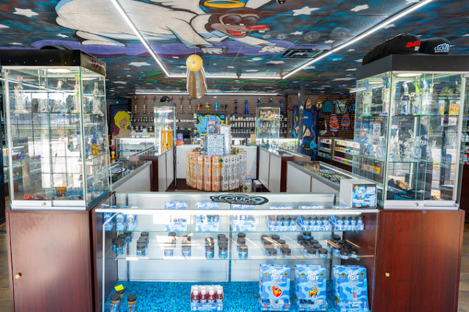 inside vape smoke shop