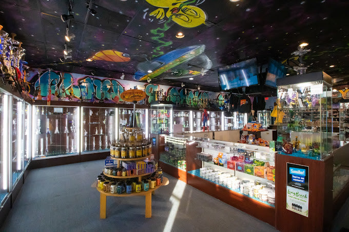 inside vape smoke shop