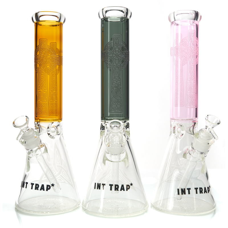 International Trap Star Etched Cross Beaker 1