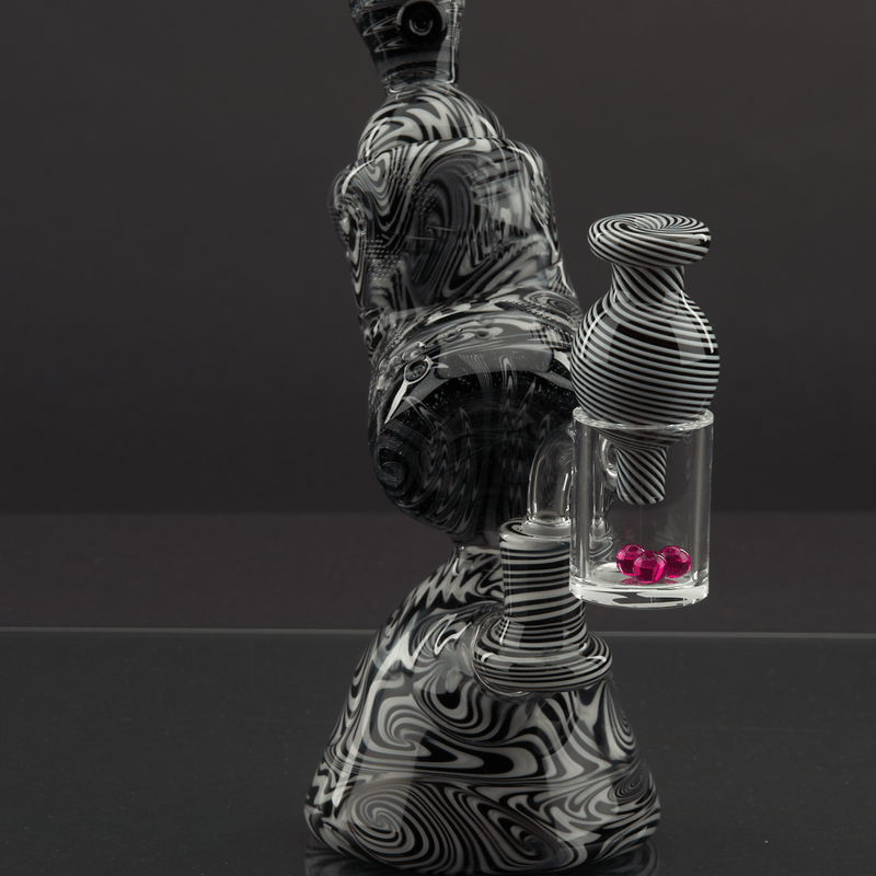 SOLD! Skoeet Glass Spray Can Heady Dab Rig Black/White Wig Wag